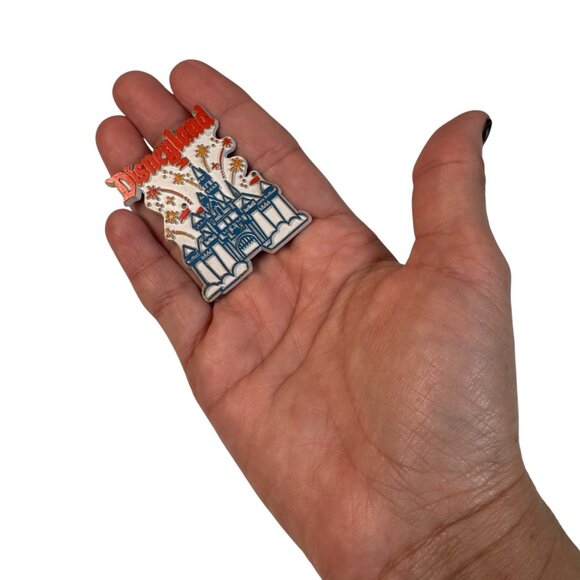 Vintage 1980s Sleeping Beauty Castle Fireworks Disneyland Fridge Magnet 1.5"x 2" - Picture 3 of 3